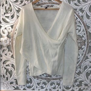 Maison Mascallier  Cream V-Neck Crossover Surplice Sweater sz L EUC